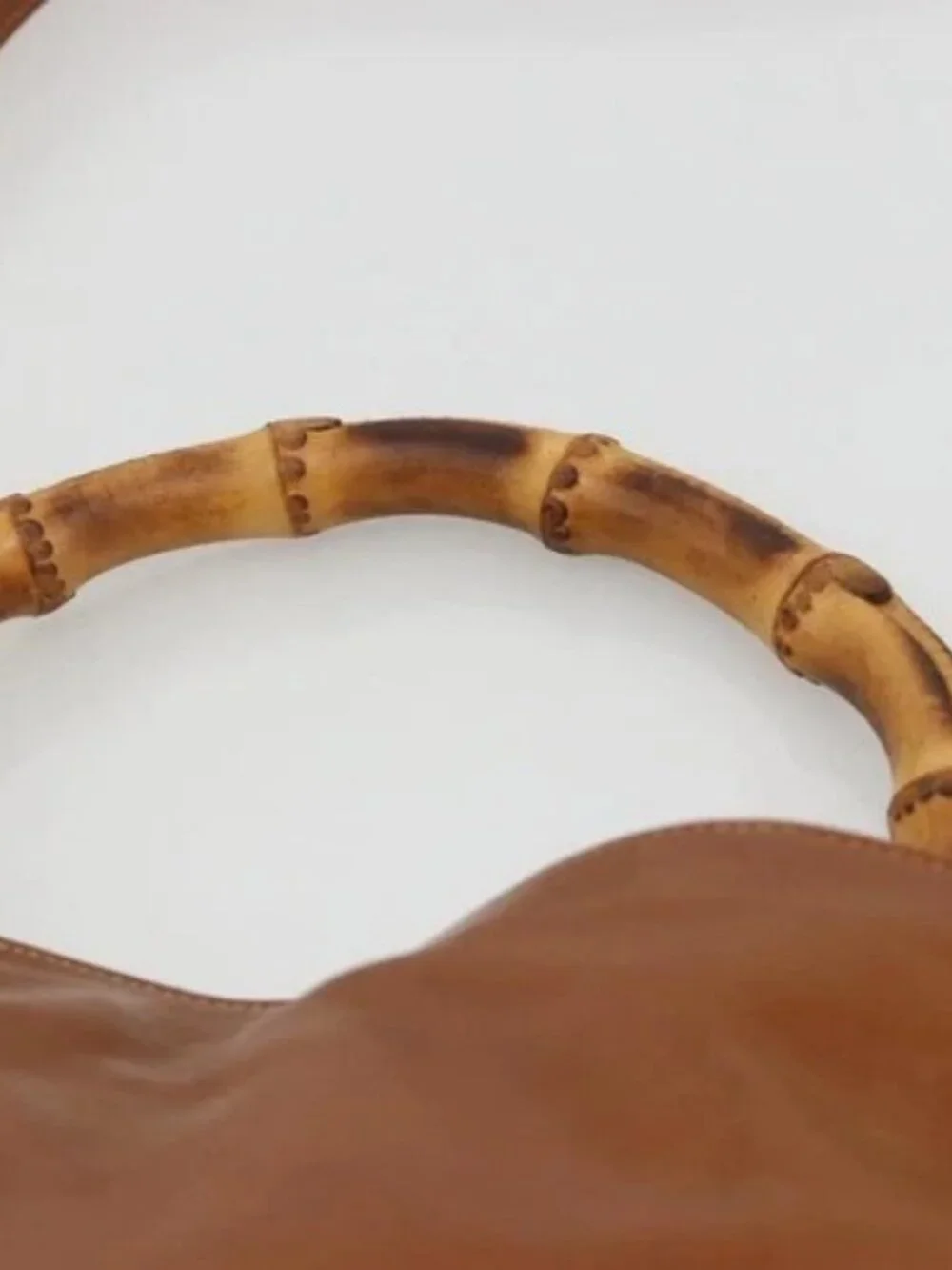 Gucci brand	gucci color	brown